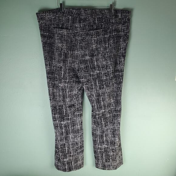 Torrid Womens Tweed Bombshell Bomb Studio Luxe Ponte High Rise Pants Size 26R - Picture 2 of 5